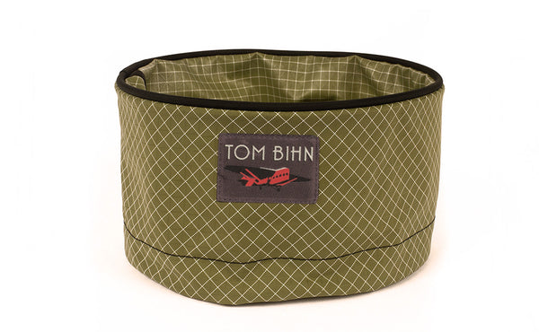 A Small Travel Tray in Taiga (olive green with white grid) 200 Halcyon.